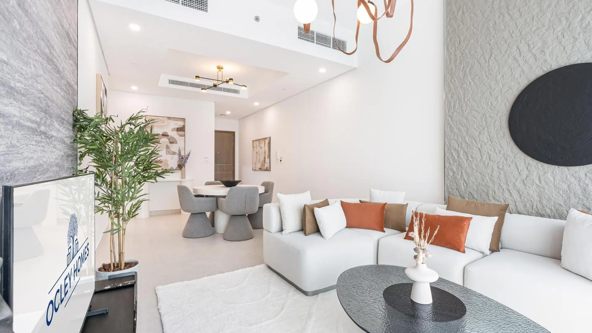Nicely Furnished Home In The Heart Of Business Bay Dubai Appartamento